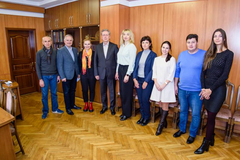 Обмін досвідом з ХНМУ продовжується