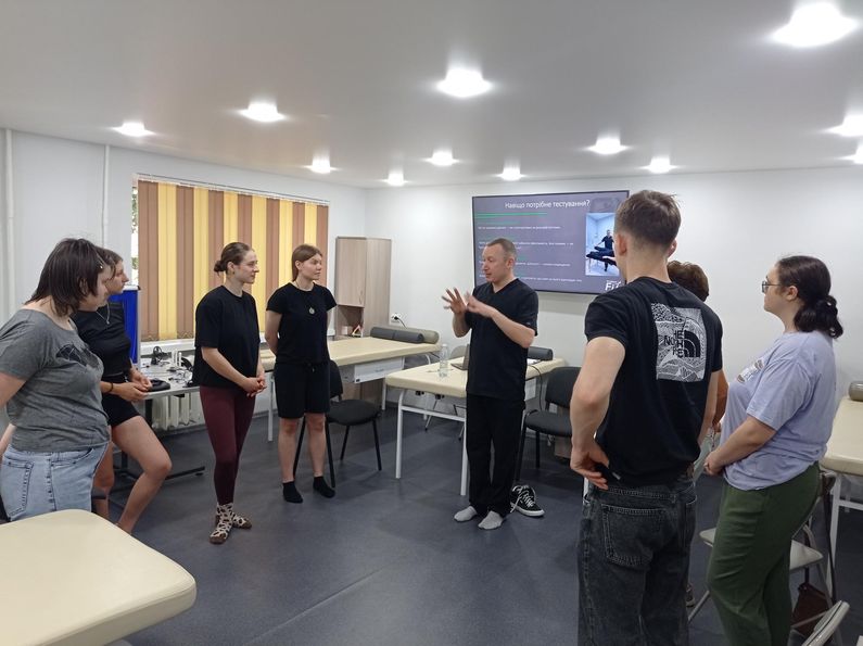Терапія та реабілітація у форматі Літньої школи