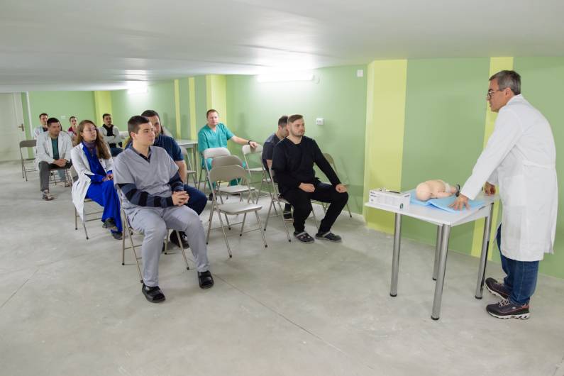 У ЗДМФУ надійні  захисні укриття